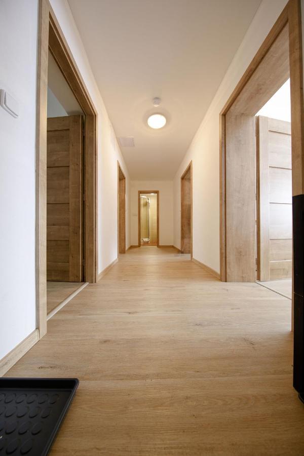 Apartman Zacler Apartment *